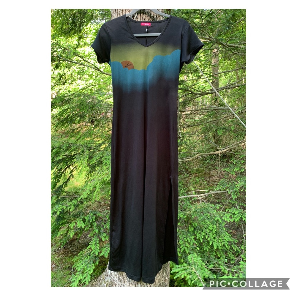 Freshjive LUSH black  Maxi dress w/ slit